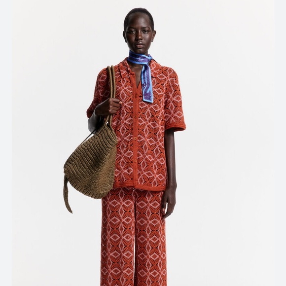 H&M The White Lotus Orange Crocheted Shirt Relaxed Fit Size M NWT - Picture 8 of 11